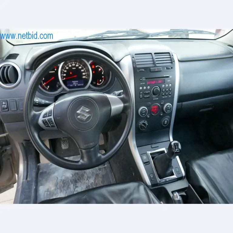 Dobro vzdrževani stroji in tehnična oprema iz živilskopredelovalnega sektorja-16