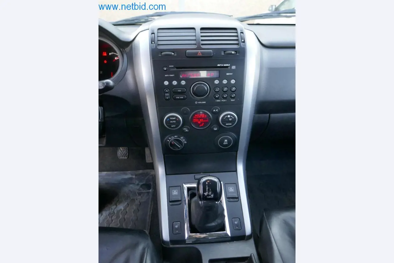 Dobro vzdrževani stroji in tehnična oprema iz živilskopredelovalnega sektorja-17