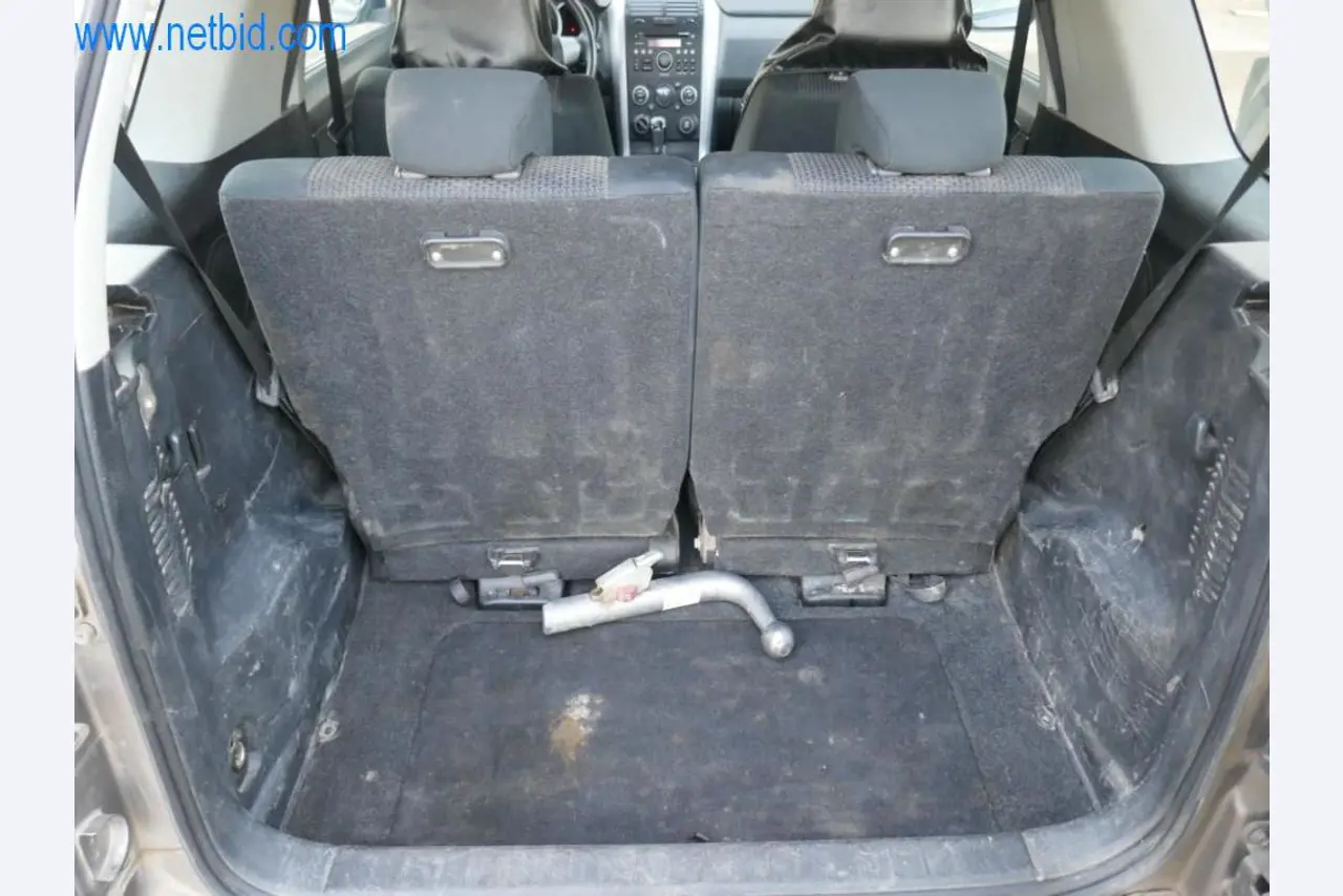 Dobro vzdrževani stroji in tehnična oprema iz živilskopredelovalnega sektorja-6