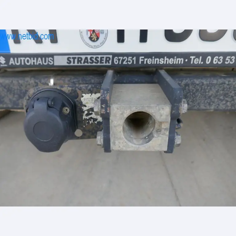 Dobro vzdrževani stroji in tehnična oprema iz živilskopredelovalnega sektorja-7