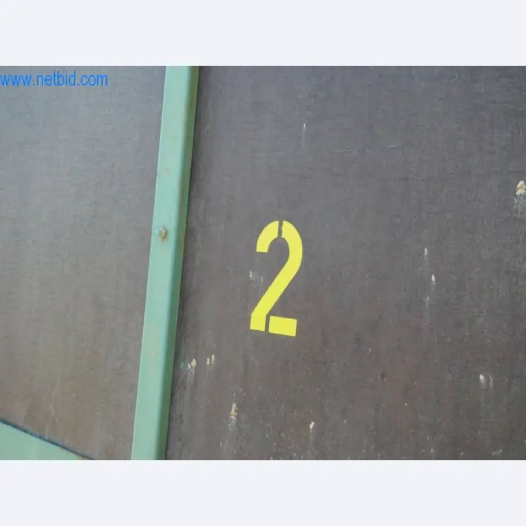 Máquinas e equipamentos técnicos do sector agroalimentar em bom estado de conservação-5