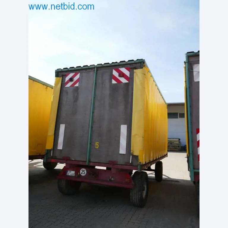 Máquinas e equipamentos técnicos do sector agroalimentar em bom estado de conservação-3