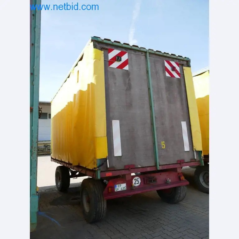 Máquinas e equipamentos técnicos do sector agroalimentar em bom estado de conservação-4