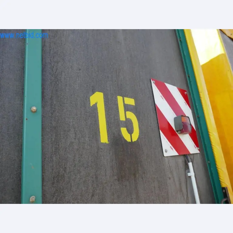 Máquinas e equipamentos técnicos do sector agroalimentar em bom estado de conservação-5