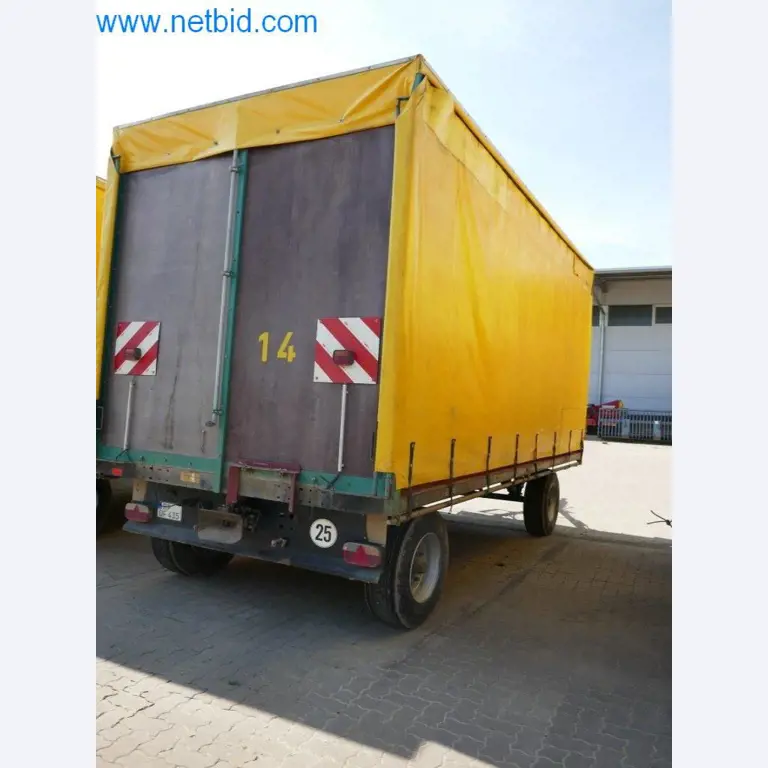 Máquinas e equipamentos técnicos do sector agroalimentar em bom estado de conservação-3