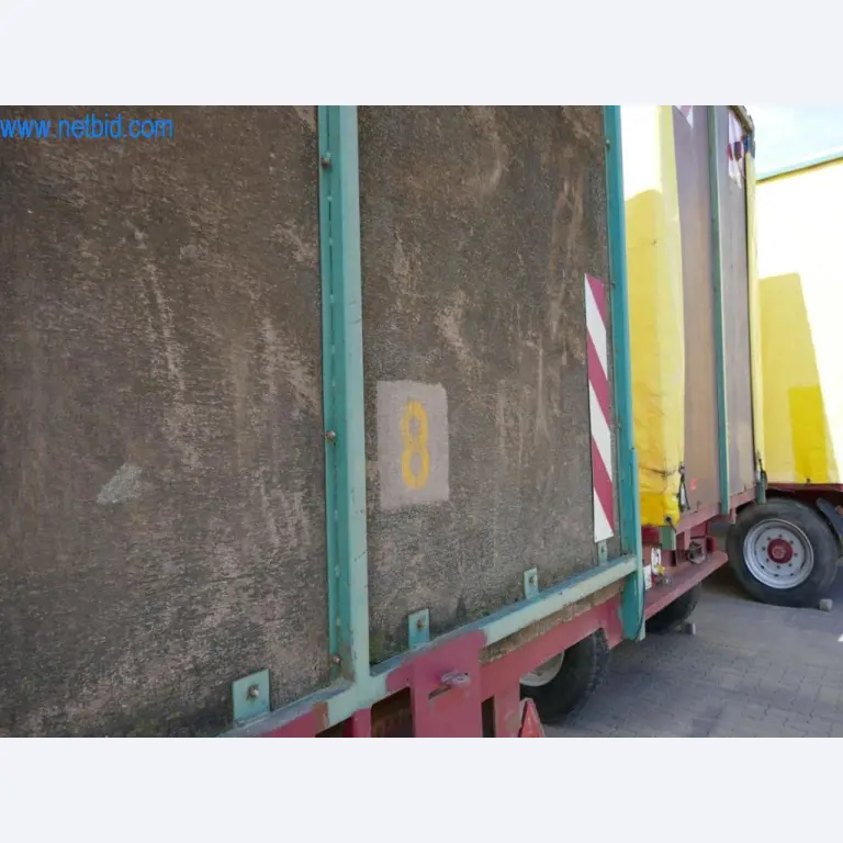 Máquinas e equipamentos técnicos do sector agroalimentar em bom estado de conservação-5