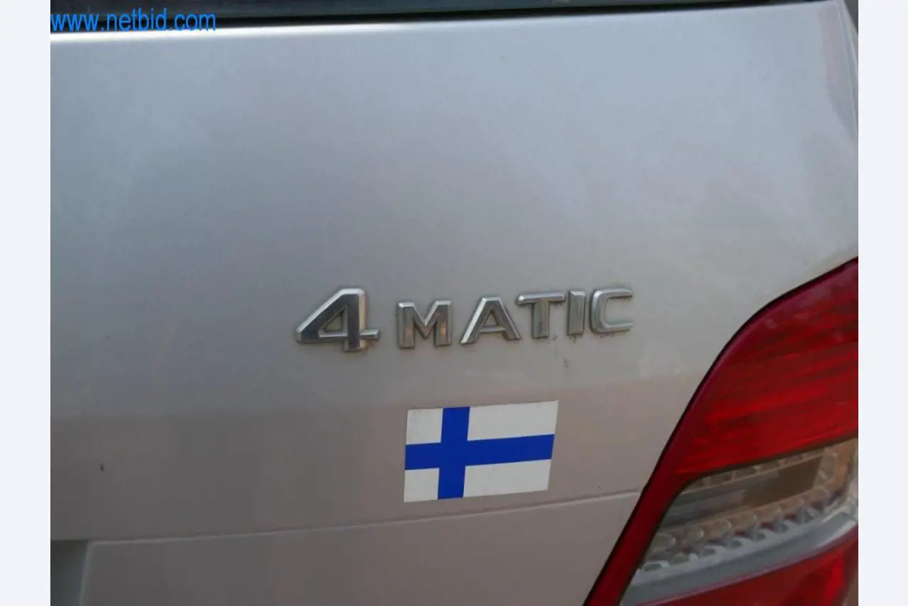 Máquinas y equipos técnicos del sector alimentario en buen estado de conservación-10