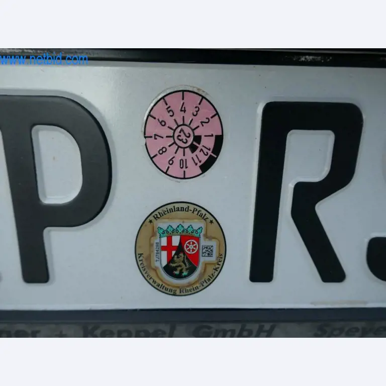 Máquinas e equipamentos técnicos do sector agroalimentar em bom estado de conservação-14