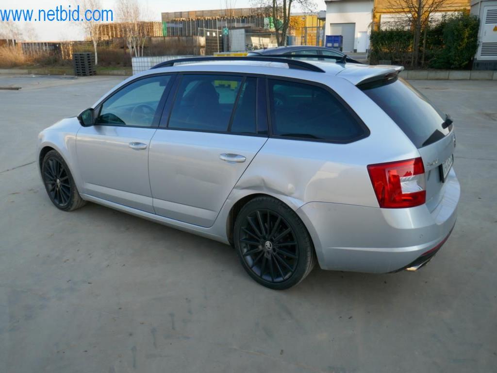 Máquinas y equipos técnicos del sector alimentario en buen estado de conservación-15