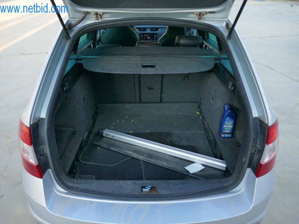 Máquinas y equipos técnicos del sector alimentario en buen estado de conservación-18