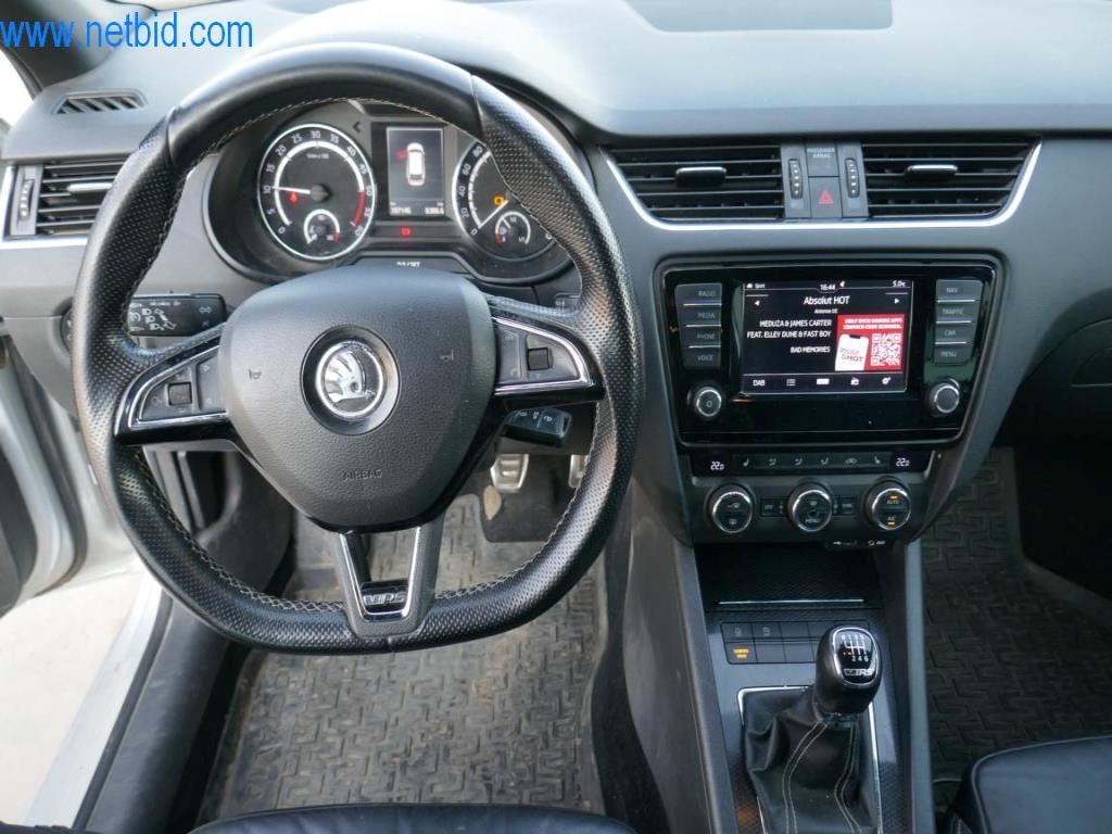 Máquinas y equipos técnicos del sector alimentario en buen estado de conservación-21