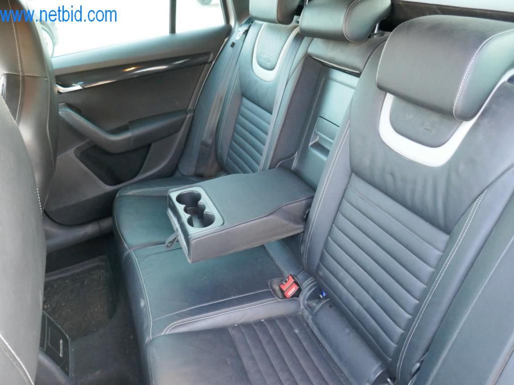 Máquinas y equipos técnicos del sector alimentario en buen estado de conservación-8