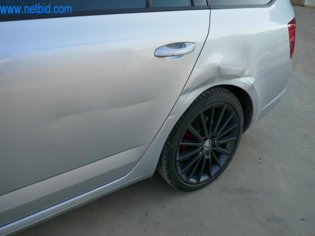 Máquinas y equipos técnicos del sector alimentario en buen estado de conservación-9