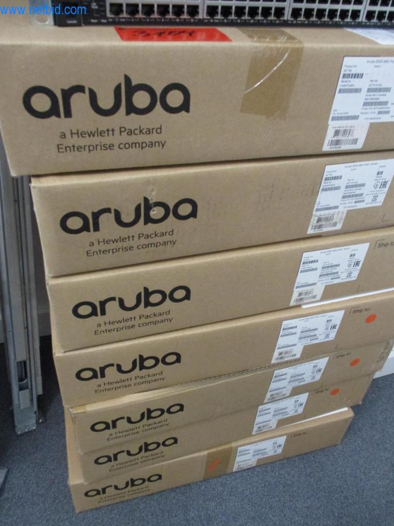 Dobrze utrzymane meble biurowe, sprzęt IT i okulary 3D (MS Hololens 2)-1