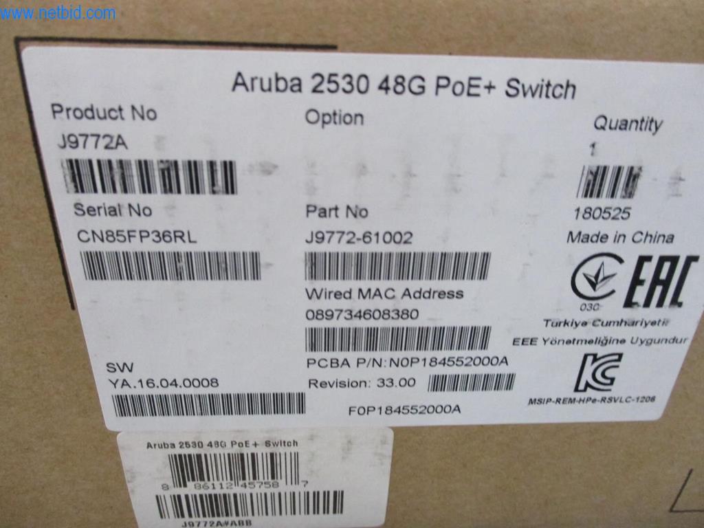 Dobrze utrzymane meble biurowe, sprzęt IT i okulary 3D (MS Hololens 2)-2