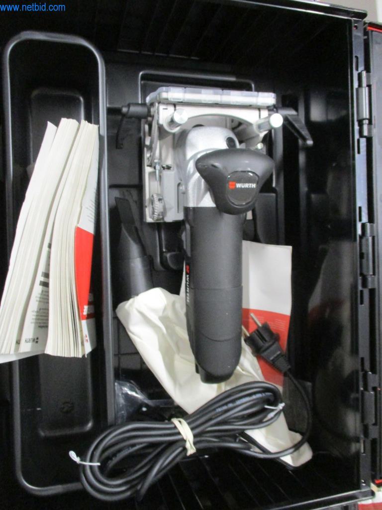 Mobiliario de oficina en buen estado, equipos informáticos y gafas 3D (MS Hololens 2)-4