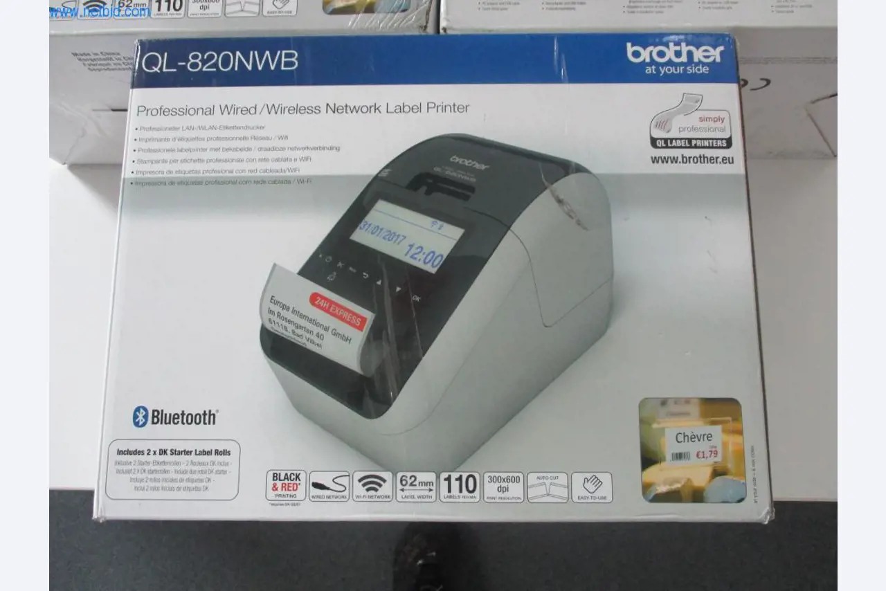 Gepflegte Büromöbel, IT-Ausstattungen und 3D-Brillen (MS Hololens 2) -2