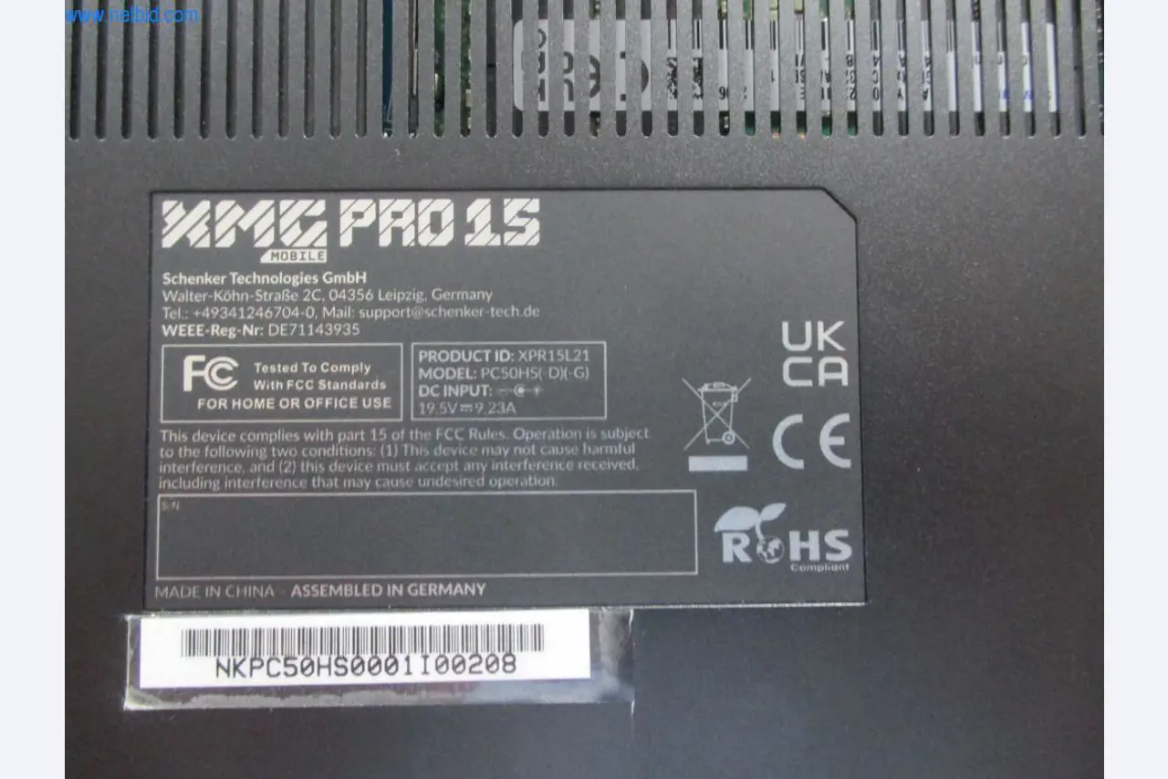 Mobiliário de escritório bem conservado, equipamento informático e óculos 3D (MS Hololens 2)-2