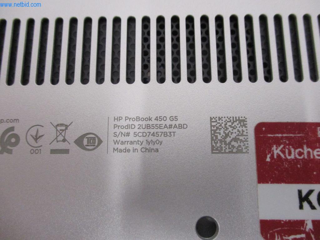 Gepflegte Büromöbel, IT-Ausstattungen und 3D-Brillen (MS Hololens 2) -4