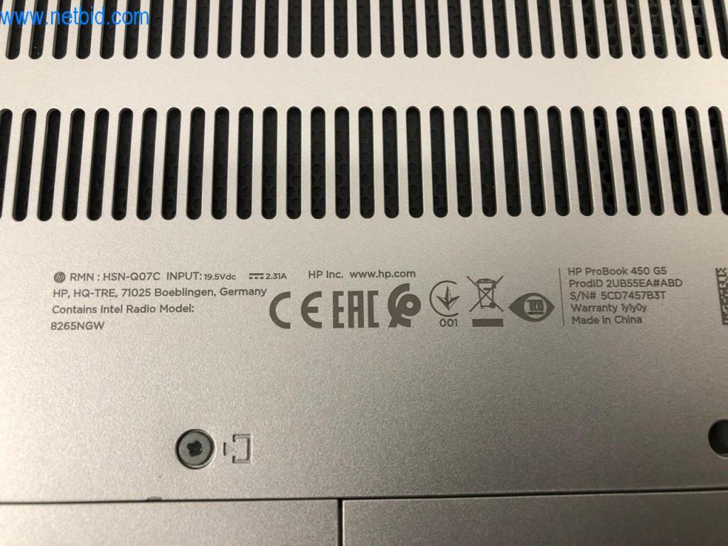 Gepflegte Büromöbel, IT-Ausstattungen und 3D-Brillen (MS Hololens 2) -6