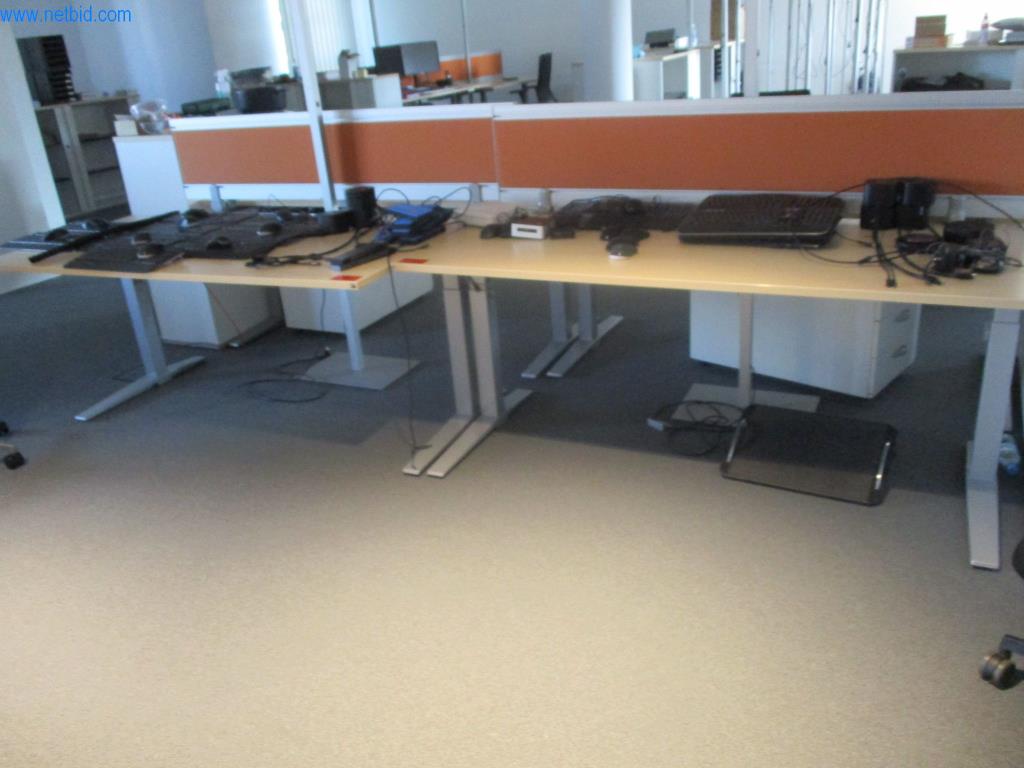 Well-maintained office furniture, IT equipment and 3D glasses (MS Hololens 2) -11