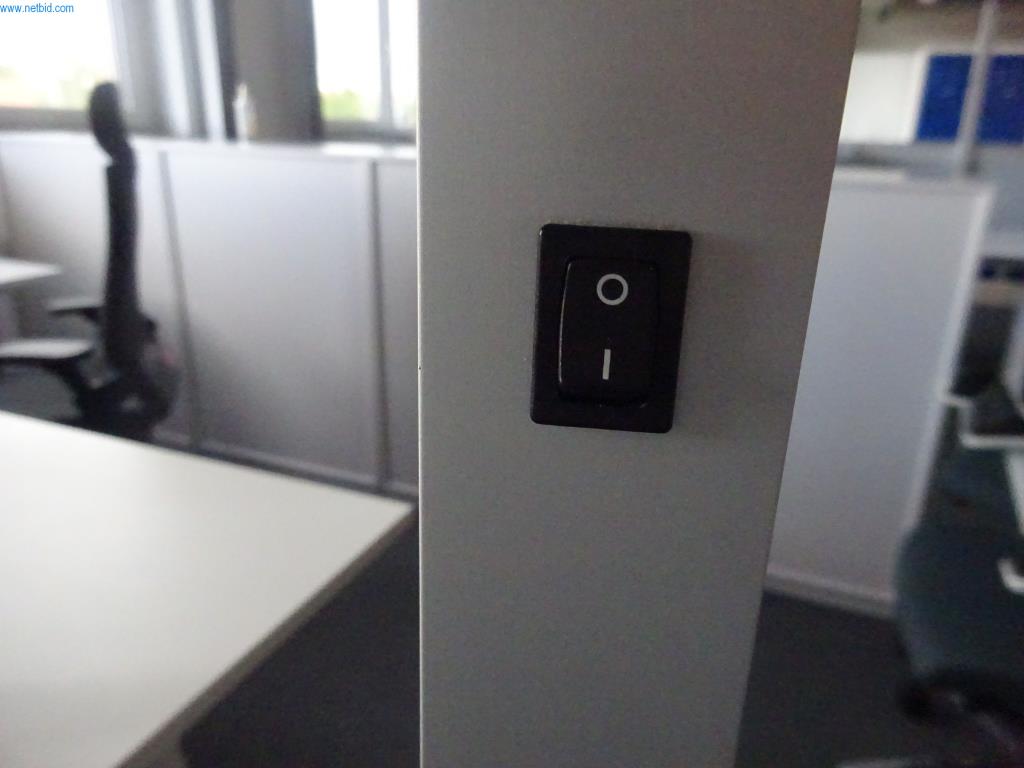 Well-maintained office furniture, IT equipment and 3D glasses (MS Hololens 2) -17