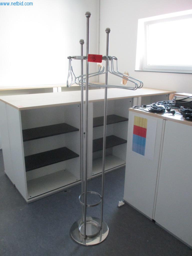 Well-maintained office furniture, IT equipment and 3D glasses (MS Hololens 2) -30