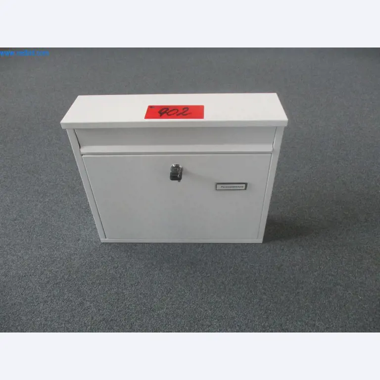 Gepflegte Büromöbel, IT-Ausstattungen und 3D-Brillen (MS Hololens 2) -34