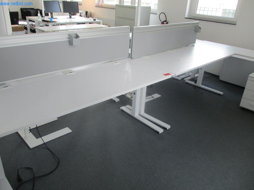 Well-maintained office furniture, IT equipment and 3D glasses (MS Hololens 2) -4