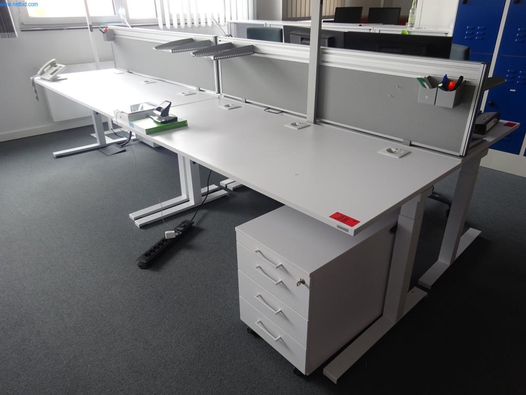 Well-maintained office furniture, IT equipment and 3D glasses (MS Hololens 2) -7