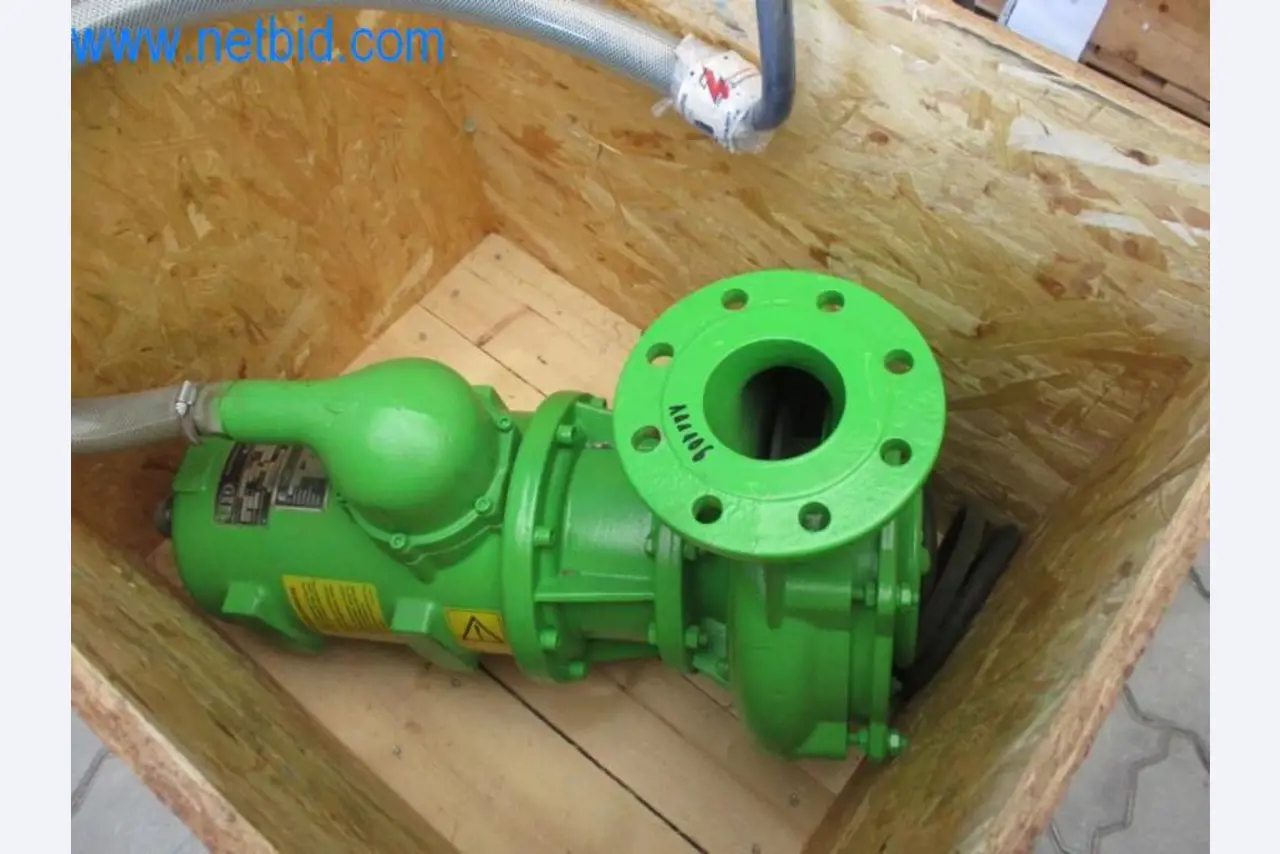 Máquinas, parque automóvel e equipamento operacional-1