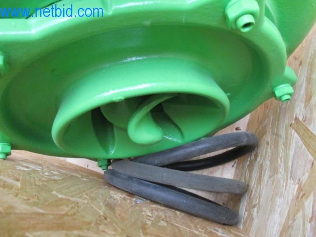 Stroje, vozový park a provozní zařízení-2