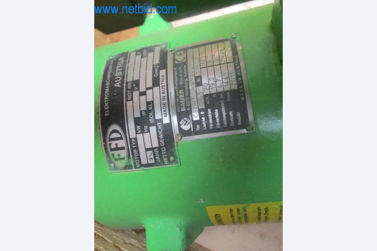 Máquinas, parque automóvel e equipamento operacional-5