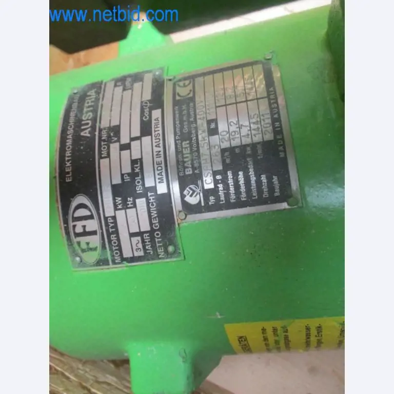 Máquinas, parque automóvel e equipamento operacional-5