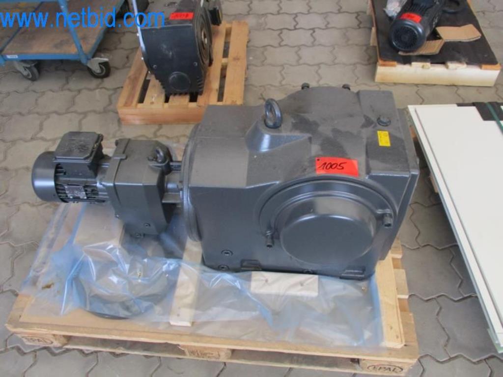 Maschinen, Fuhrpark und Betriebsausstattung-3