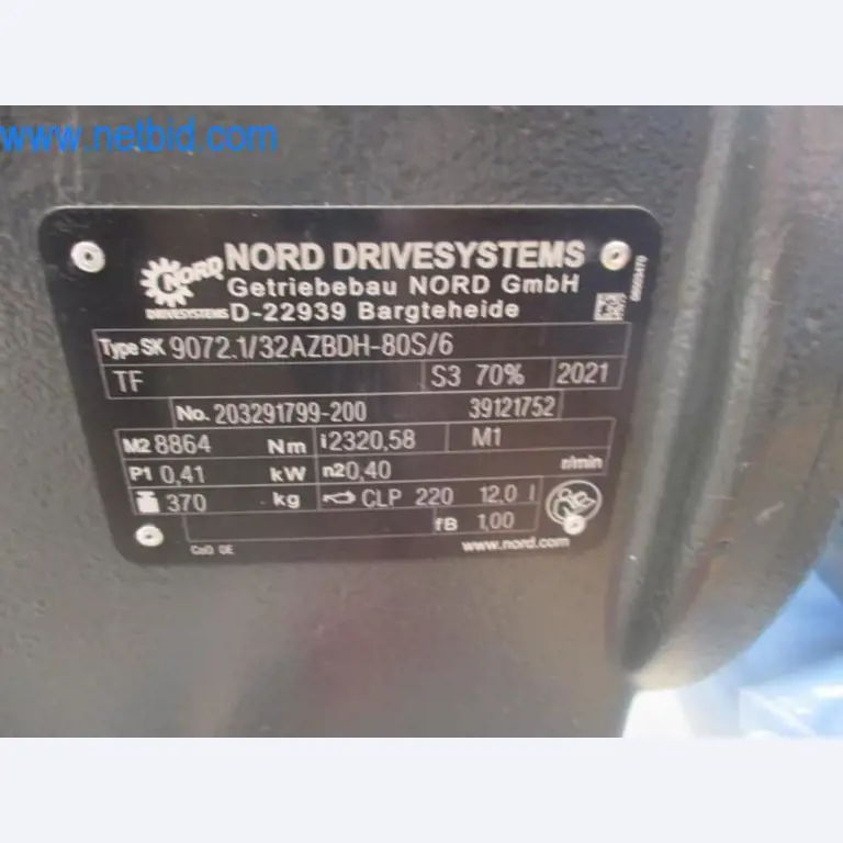 Máquinas, parque automóvel e equipamento operacional-4