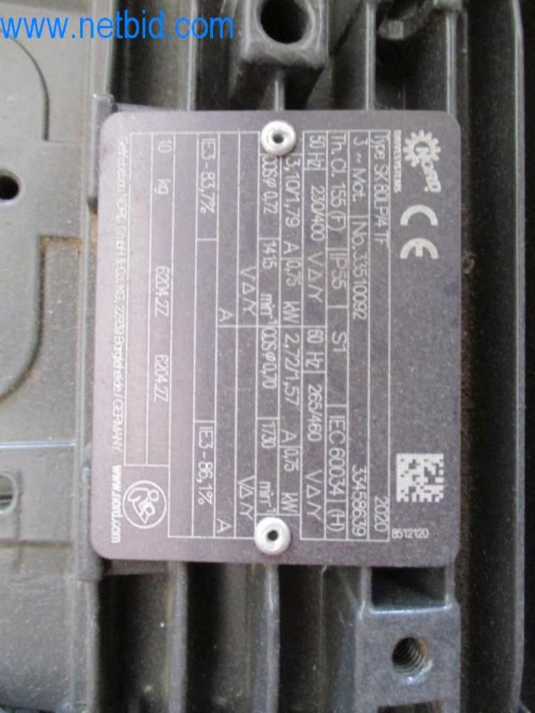 Stroje, vozový park a provozní zařízení-3