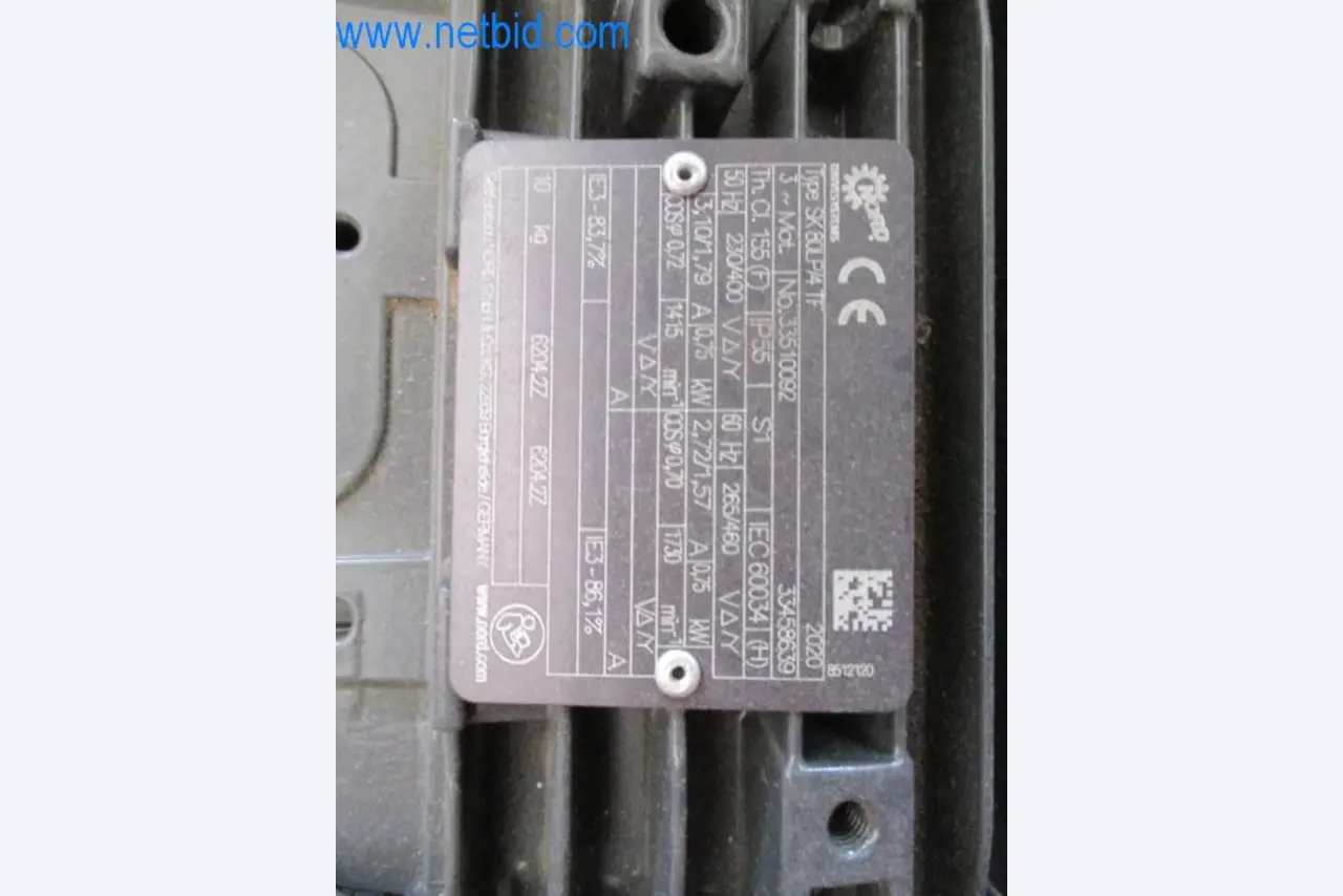 Stroje, vozový park a provozní zařízení-3