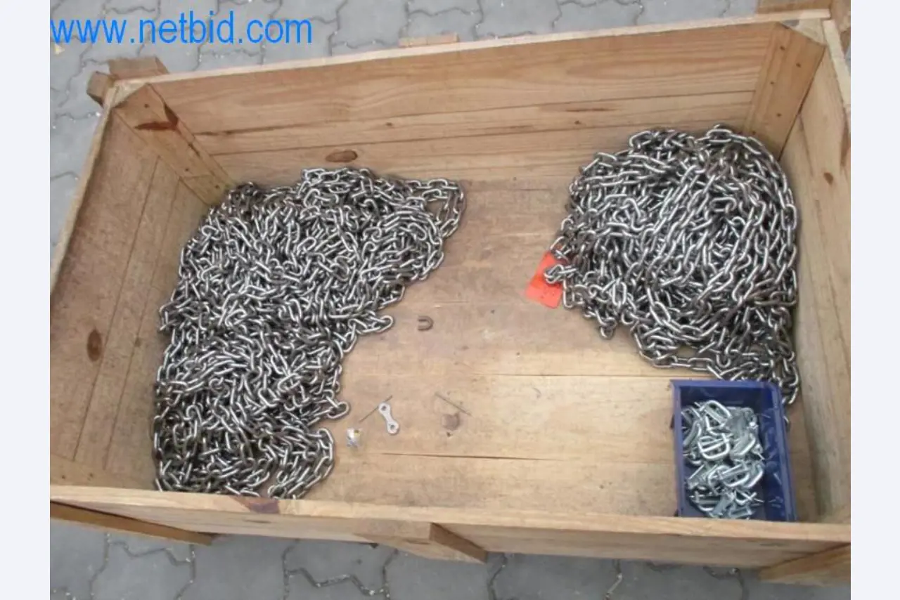 Maquinaria, parque móvil y equipos de explotación-2