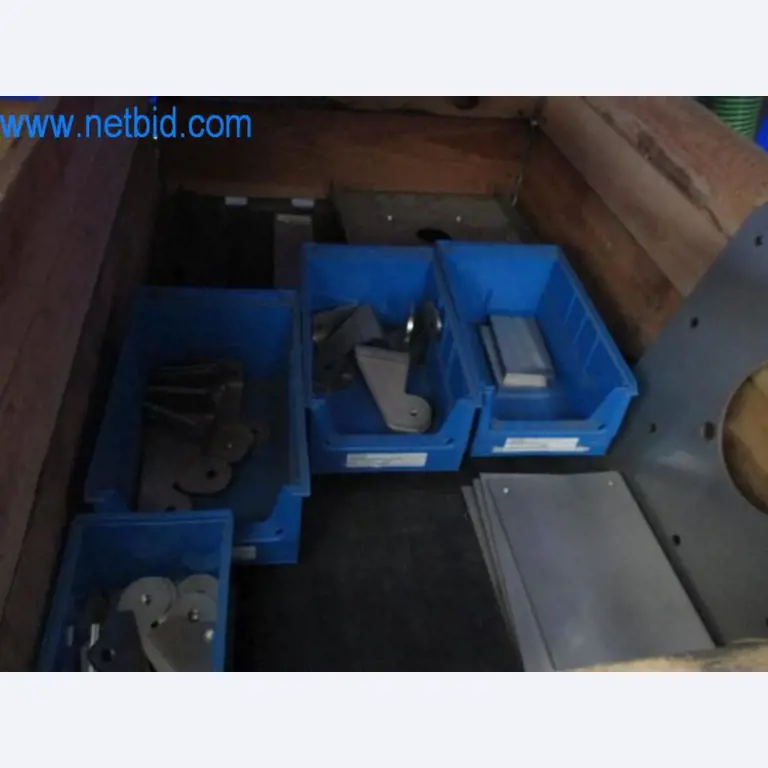 Stroje, vozový park a provozní zařízení-2