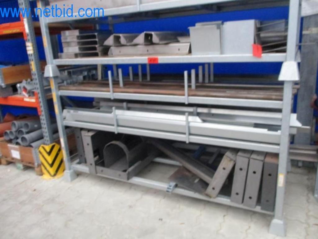 Stroje, vozový park a provozní zařízení-1