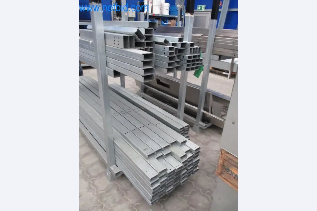 Maschinen, Fuhrpark und Betriebsausstattung-1