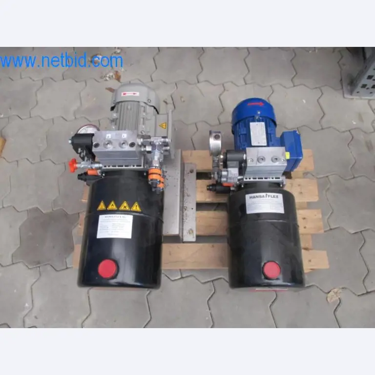 Maquinaria, parque móvil y equipos de explotación-1