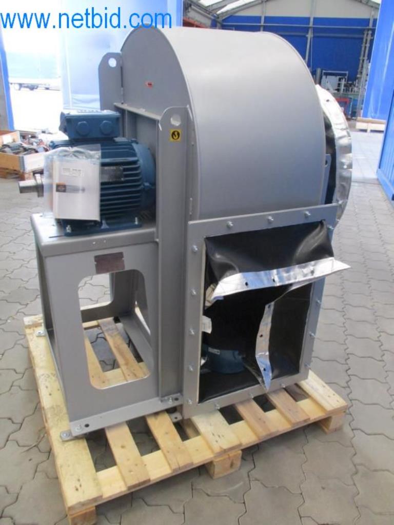 Maquinaria, parque móvil y equipos de explotación-3