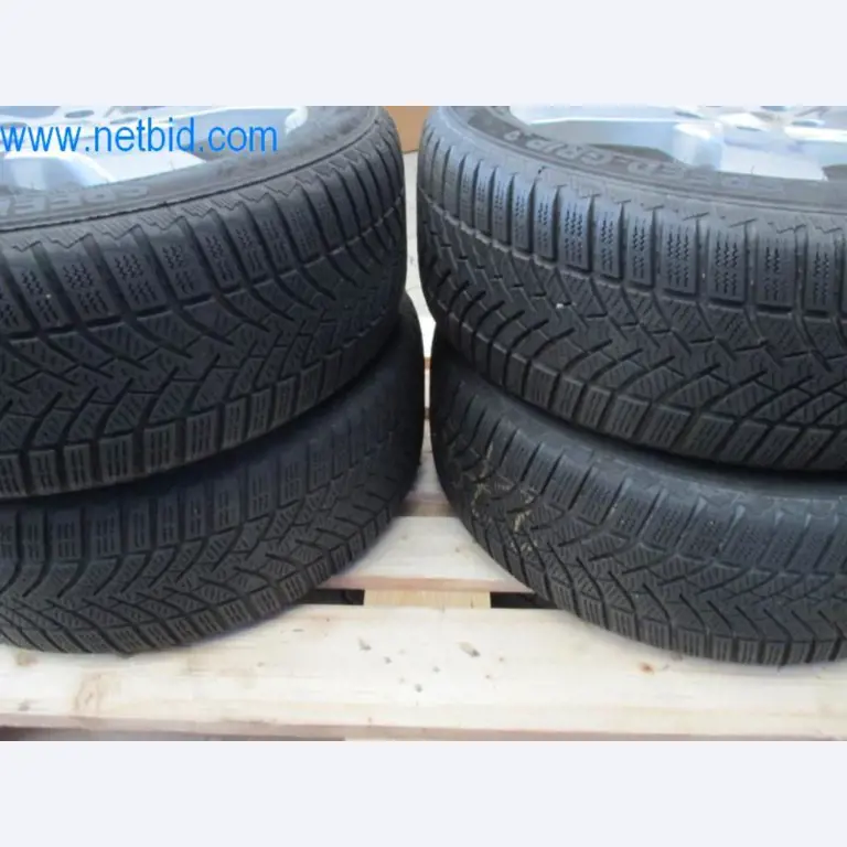 Stroje, vozový park a provozní zařízení-1