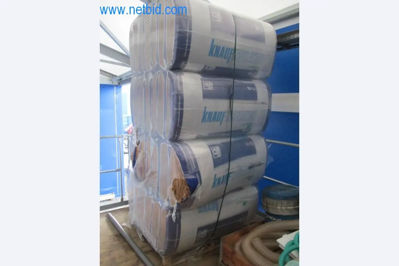 Máquinas, parque automóvel e equipamento operacional-3