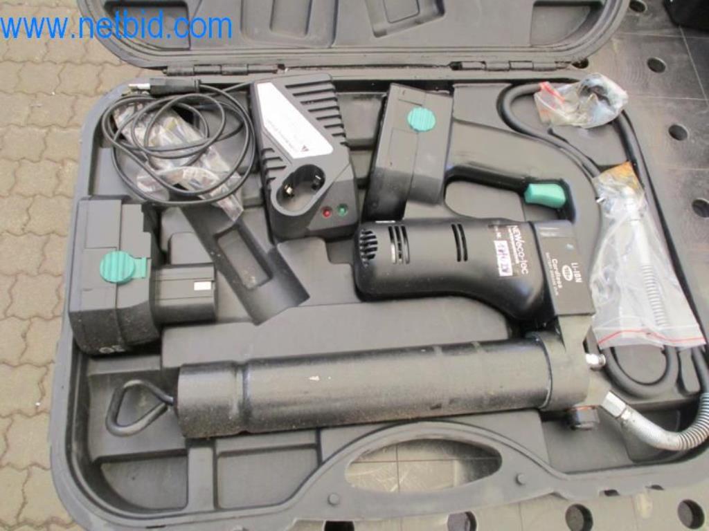 Stroje, vozový park a provozní zařízení-1