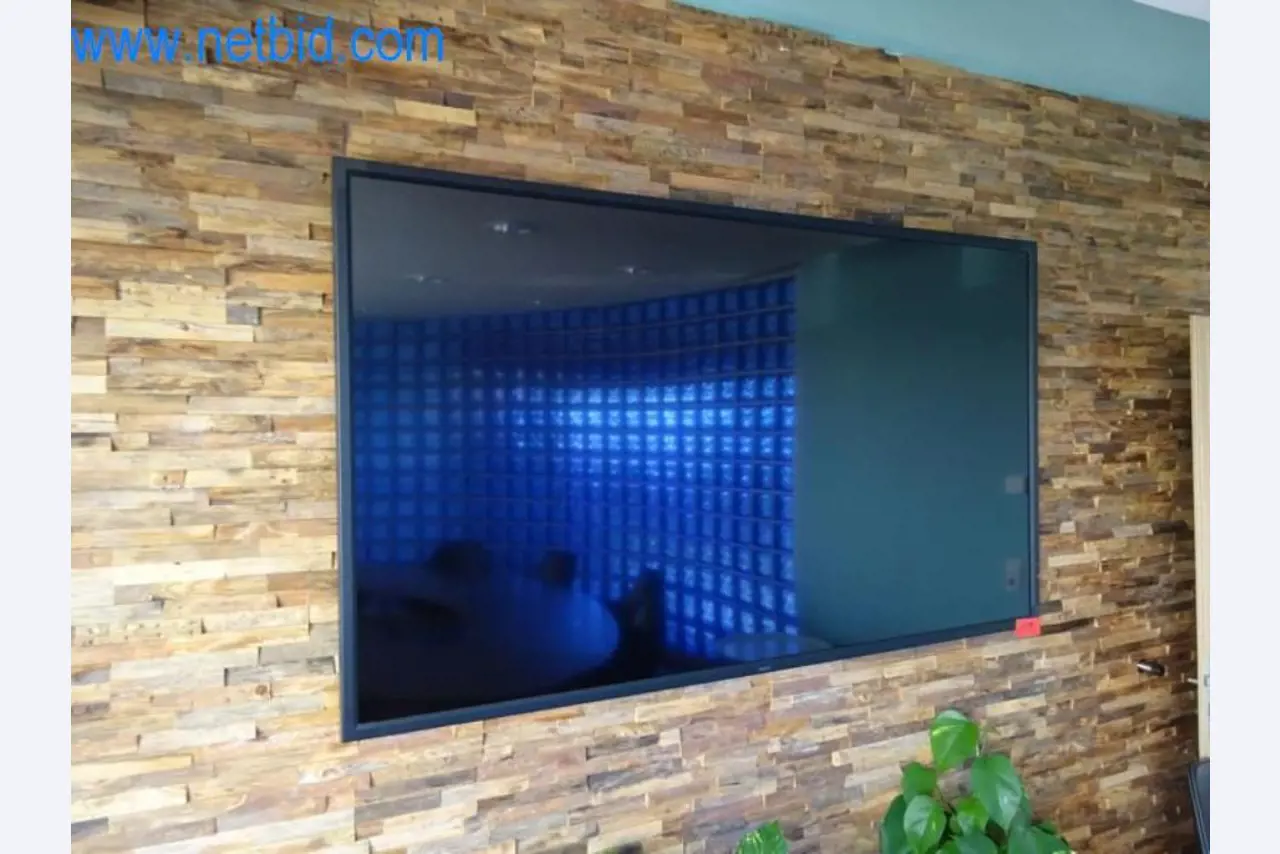 Stroji, vozni park in operativna oprema-1