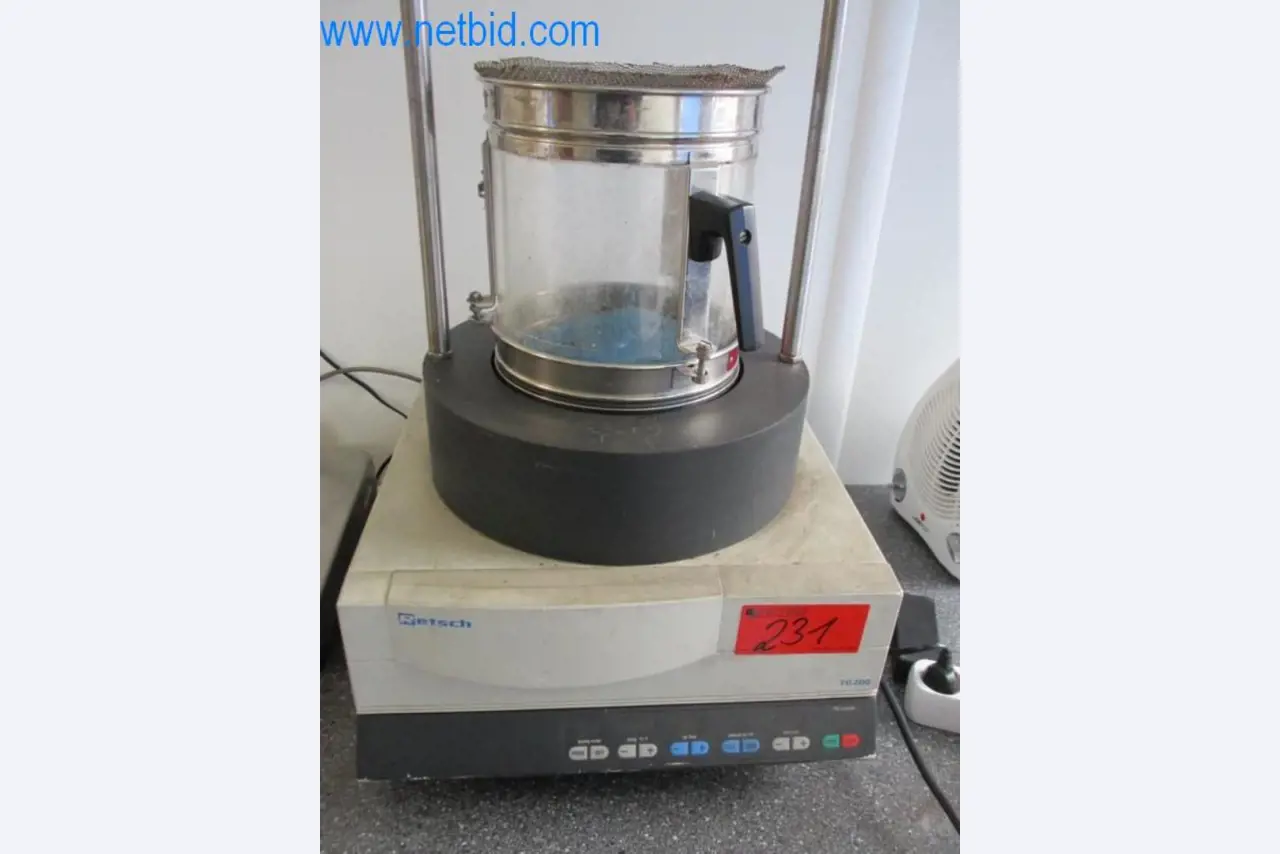 Stroji, vozni park in operativna oprema-1