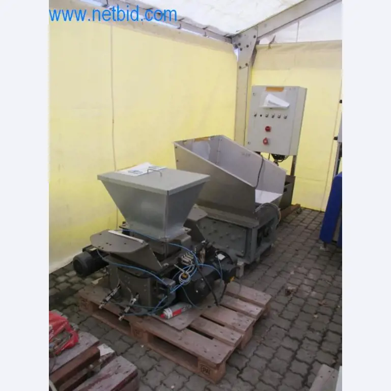 Stroji, vozni park in operativna oprema-1